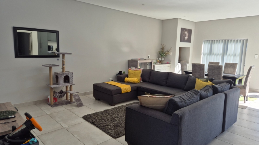 4 Bedroom Property for Sale in Island View Western Cape